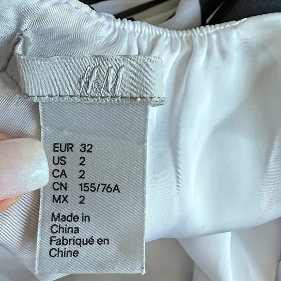 H&M Women's Sleeveless Chiffon Blouson Maxi Dress Black White Size 2 Side slits - Picture 9 of 10